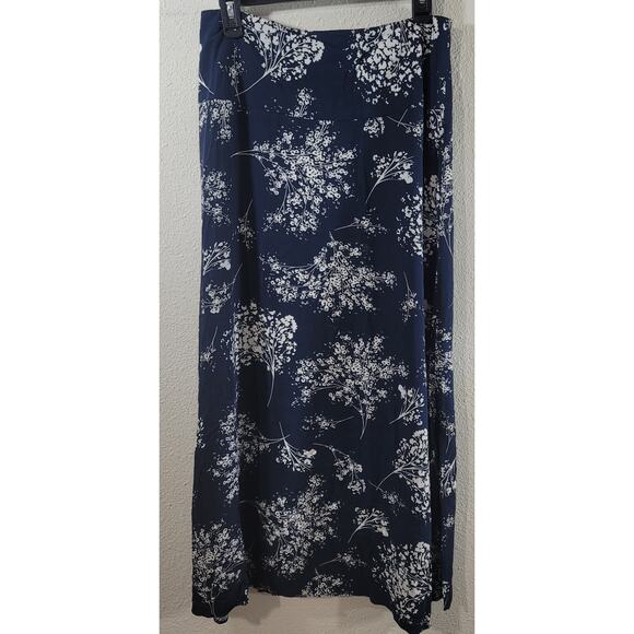 Banana Republic Navy Blue White Floral Print A Line Maxi Skirt 8 Lightweight - Picture 1 of 4